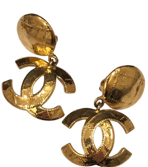chanel cc earringa